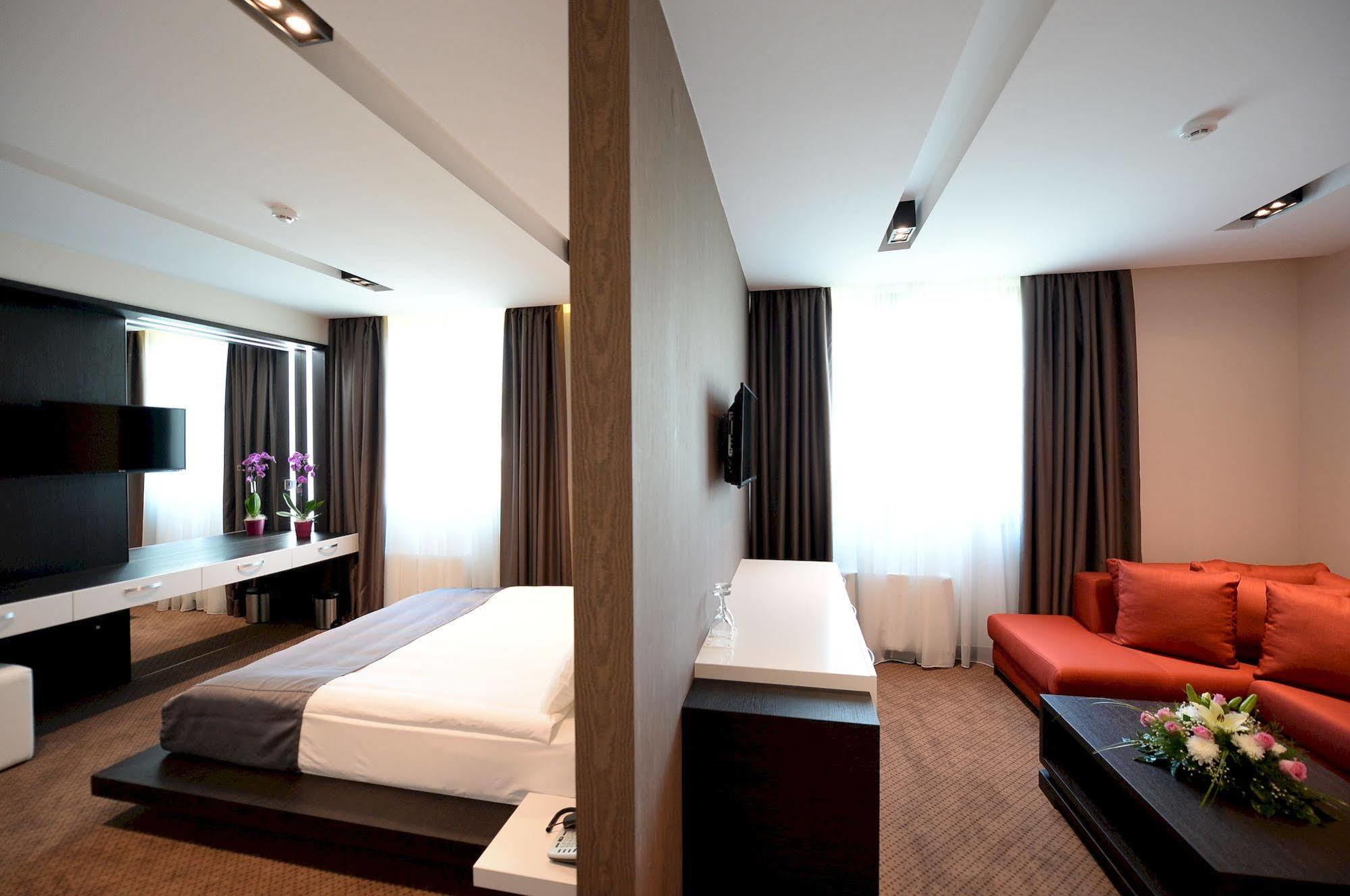 Hotel Hedonic Beograd Eksteriør billede