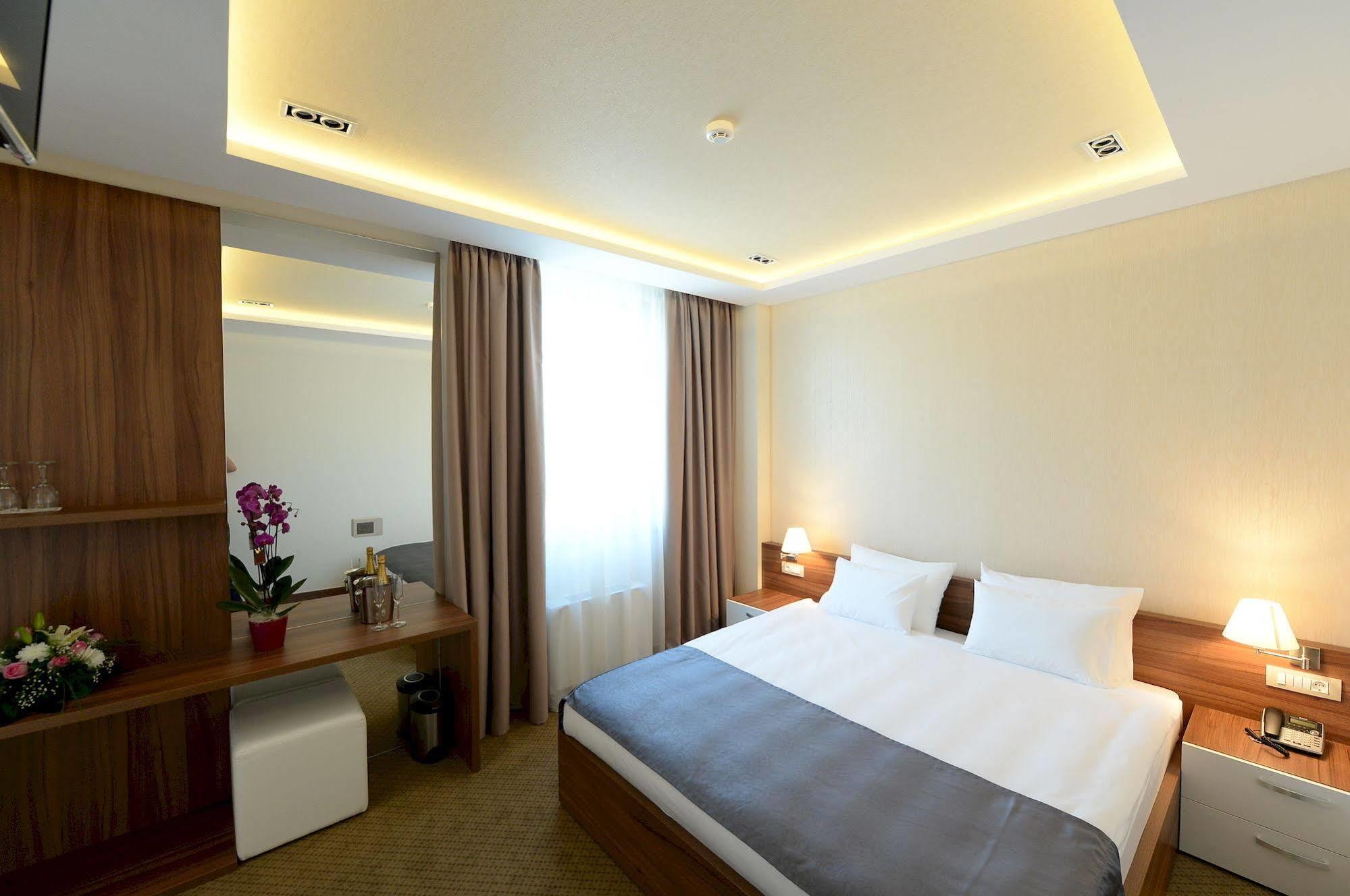 Hotel Hedonic Beograd Eksteriør billede